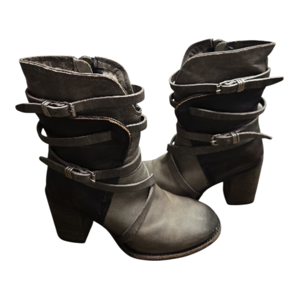 Freebird Baker Women's Heeled Boots in Gray and Brown